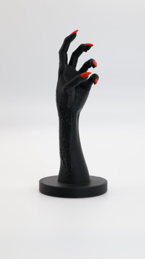 Claw